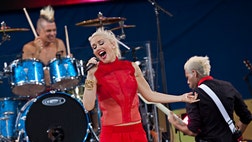 I don't need any of you! these stars said to their bands. And they were right.